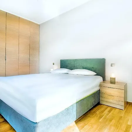 Luxurious 2bedroom Flat Near Center *